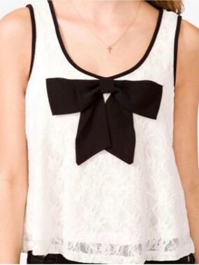 Forever 21 White Lace Crop Top with Black Bow